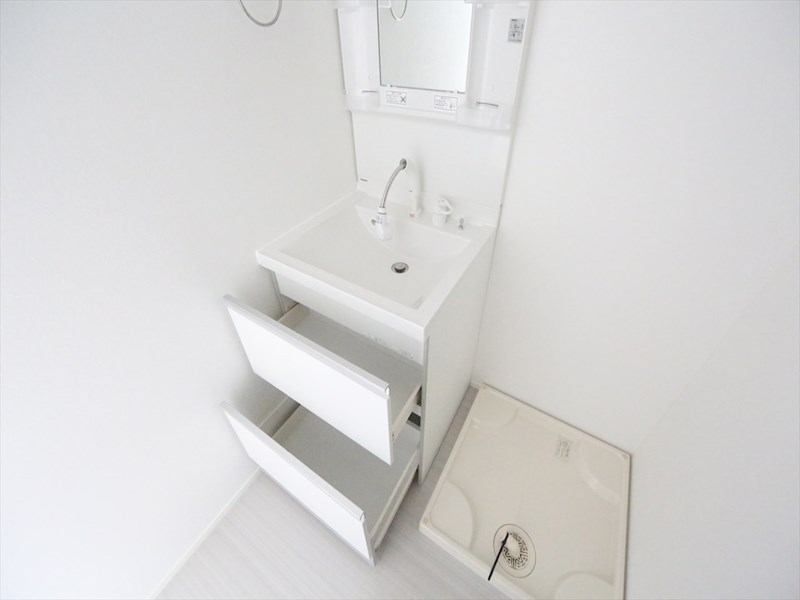 ＡＲＶＩＴＡ（アルヴィータ） 脱衣所　独立洗面台（シャンプードレッサー）洗濯機用意できます