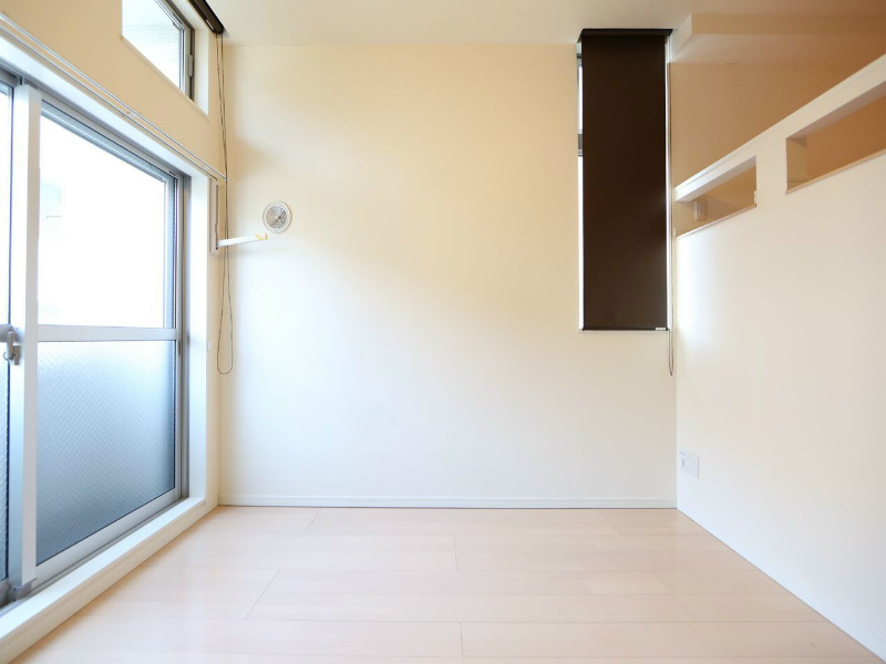 パークサイド北斗 洋室6.6帖　上階ロフト6.6帖（収納でも部屋でも使えます）