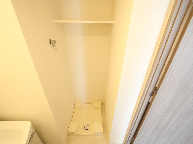 ファステート名古屋ラプソティ 脱衣所　室内洗濯機置き場