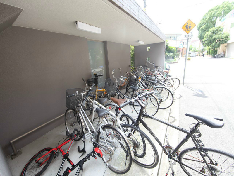 ｗｉｌｌＤｏ日比野 屋根付き駐輪場