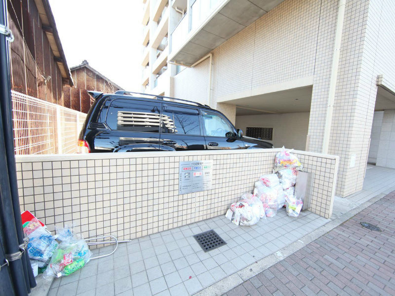 アルバ則武新町 敷地内ゴミ置き場