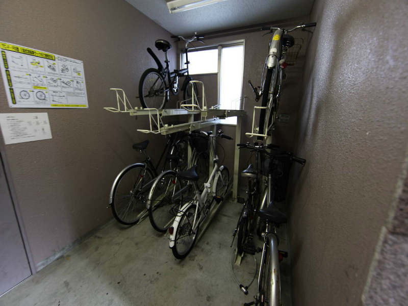 ｅｔｅｒｎａｌ栄（エターナル栄） 屋根付き駐輪場有り