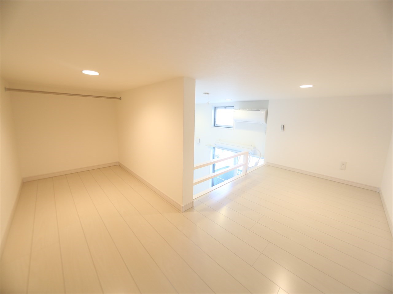 ラ・ロシェル ロフト5.4帖（収納としても寝室としても使えます）