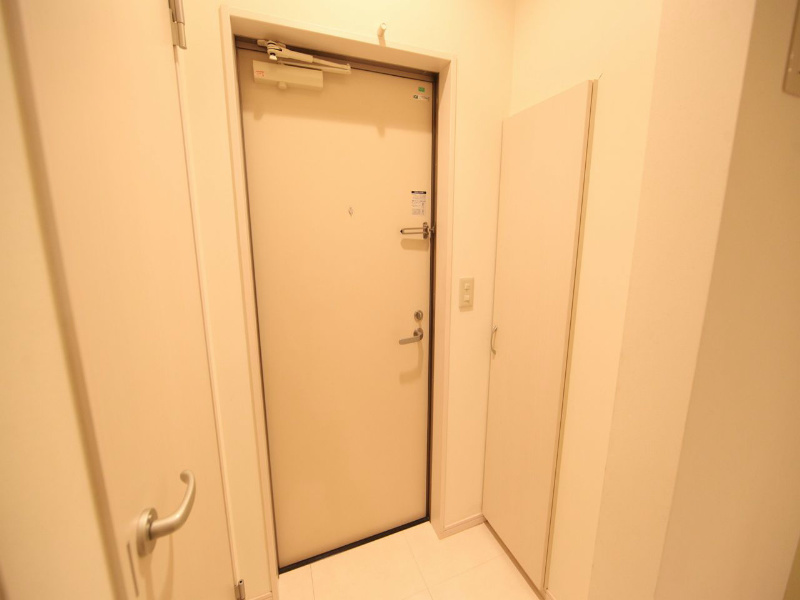 ＷＩＮ荒子 玄関　シューズボックス付（収納充実してます）