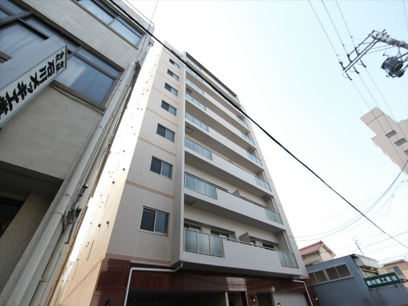 外観　オートロック付　TVモニター付インターホン完備