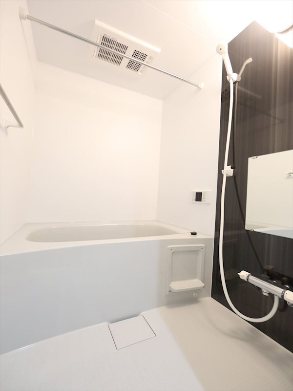 ROBOT HOUSE 名古屋南 浴室暖房乾燥機付　追い焚き・オートバス機能付お風呂