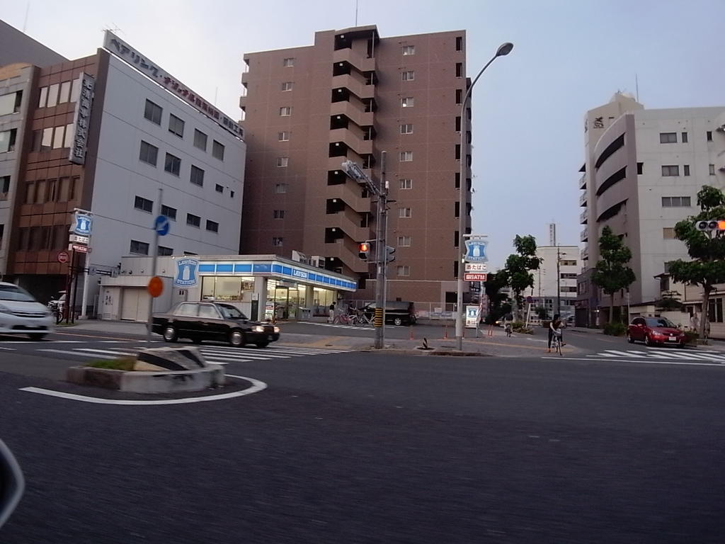 エステムコート名古屋上前津 ローソン中区下前津店 (コンビニ)