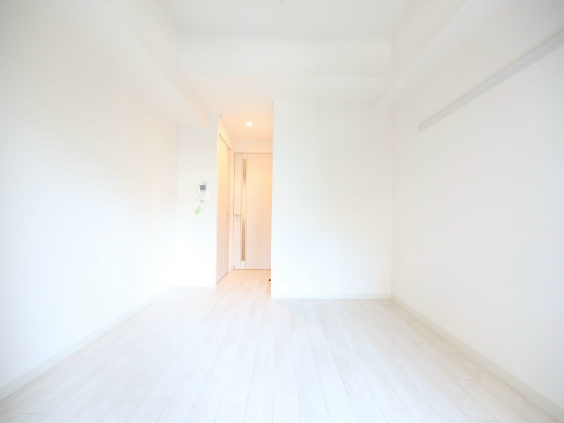プレサンス久屋大通セントラルパーク 洋室8帖　クローゼット付（収納充実してます）
