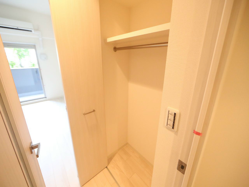 プレサンス久屋大通セントラルパーク クローゼット（収納充実してます）