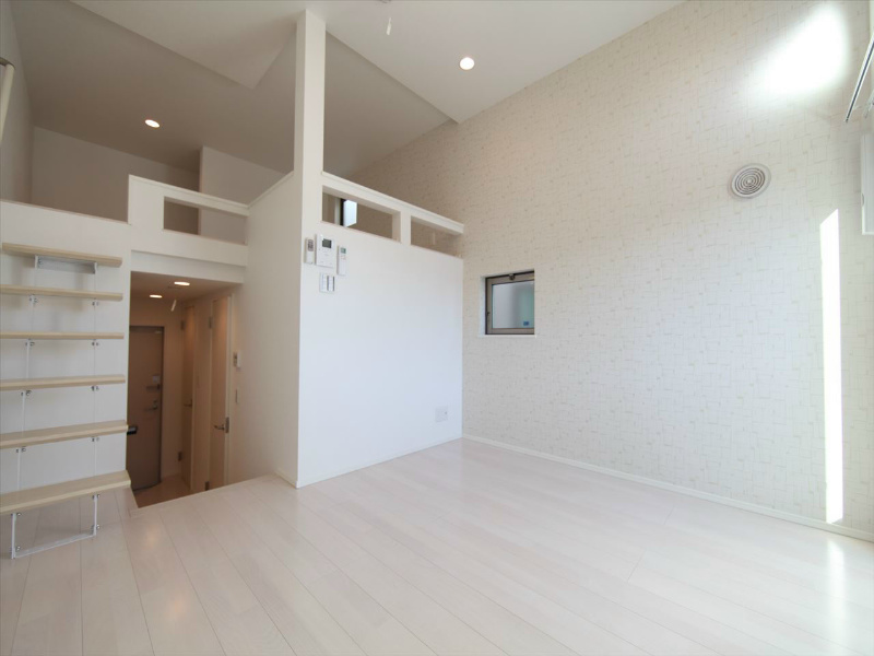 アーバンテラス浮島町Ｓ 洋室6.4帖　ロフト5.9帖（収納でも寝室でも使用できます）