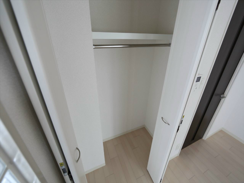 アーバンハイツ名駅南 クローゼット付（収納充実してます）
