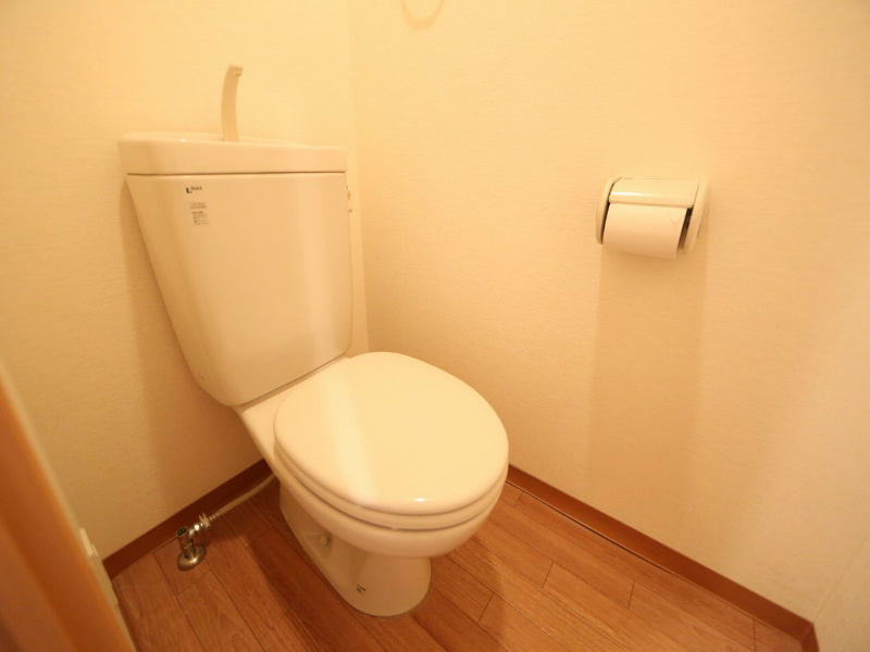 ロア金山 トイレ（お風呂トイレ別）