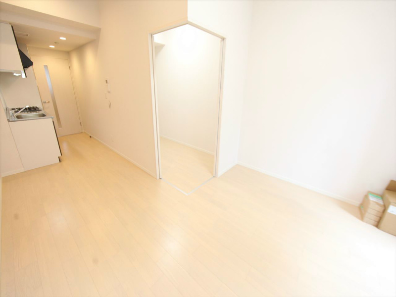 プリフェラブル栄 ＬＤＫ11帖　洋室2.8帖　繋げて使用が可能です