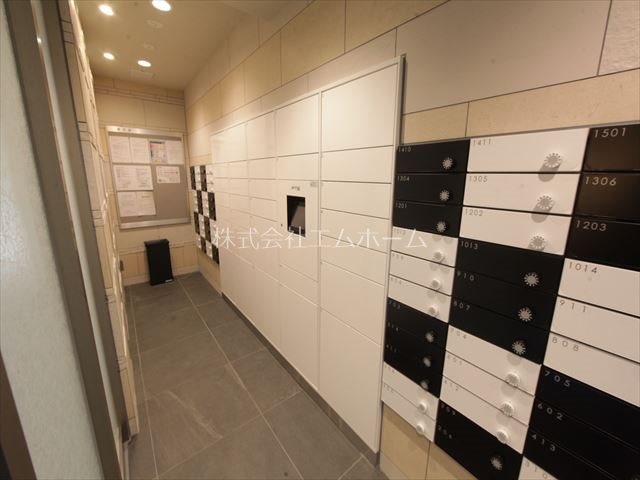アドバンス名古屋モクシー 集合ポスト　宅配BOX完備
