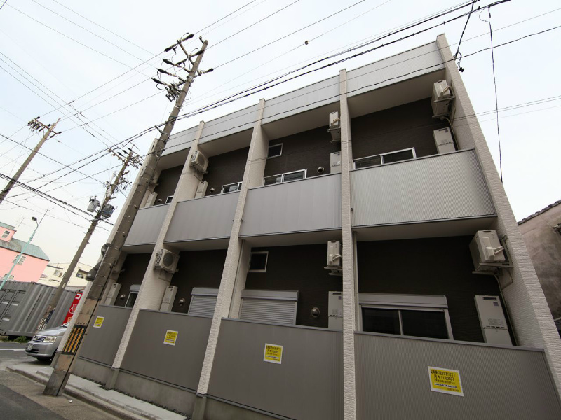 インペリアルコート 外観　光インターネット無料　家具家電ご用意できます