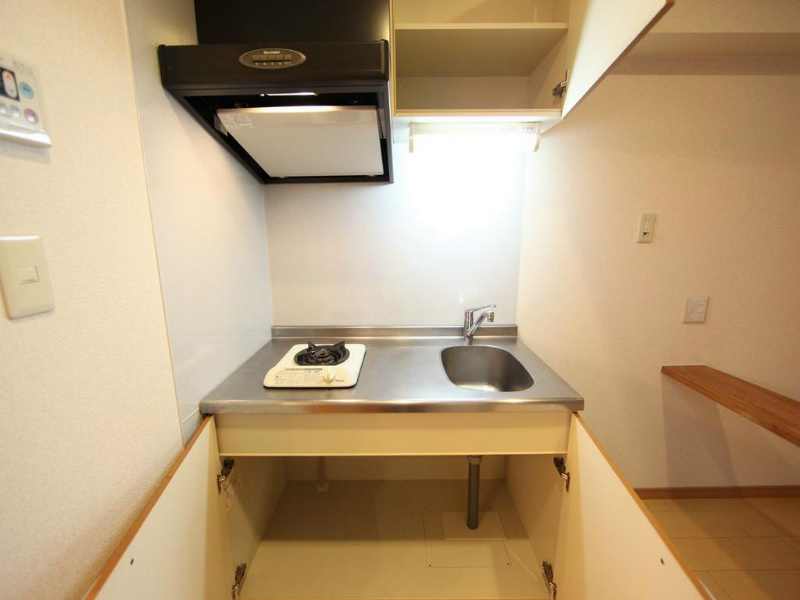 ベレーサ葵 キッチン（ガスコンロ付）冷蔵庫・レンジ等御用意できます