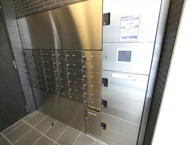 エルスタンザ大曽根 集合ポスト　宅配BOX（不在時に荷物の受け取りができます）
