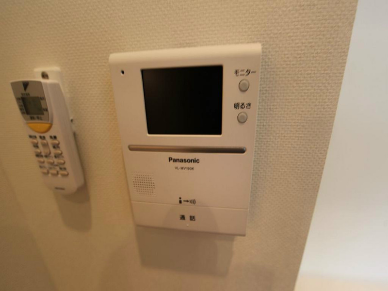 ベーセーベージェー TVモニター付インターホン