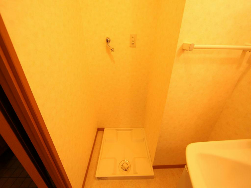エクセレント名駅南 脱衣所　室内洗濯機置場