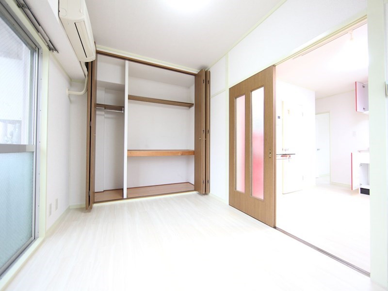 第七加藤ビル 洋室6.0帖　LDK7.0帖と繋げても仕切っても使えます