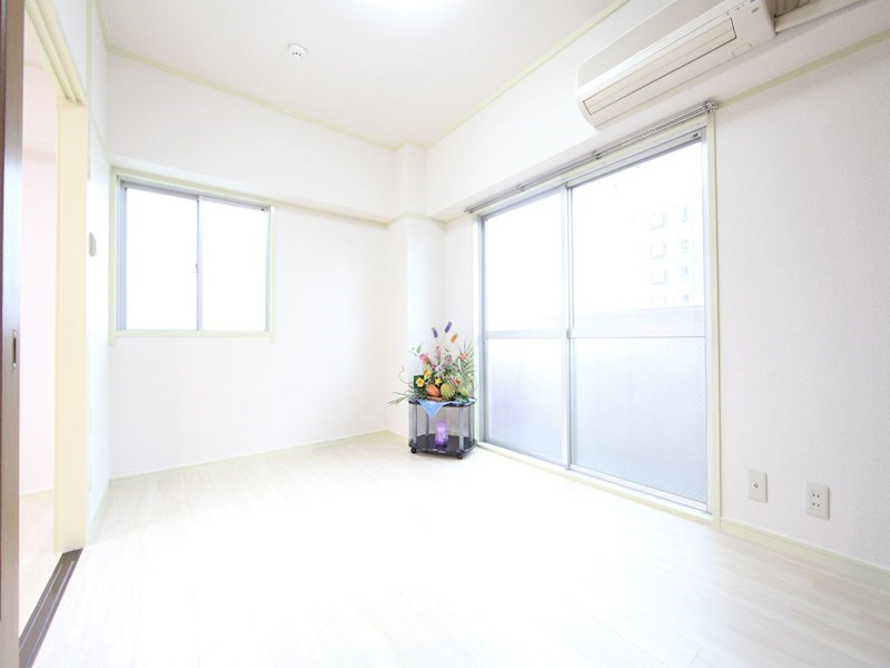 第七加藤ビル 洋室6.0帖　LDK7.0帖と繋げても仕切っても使えます