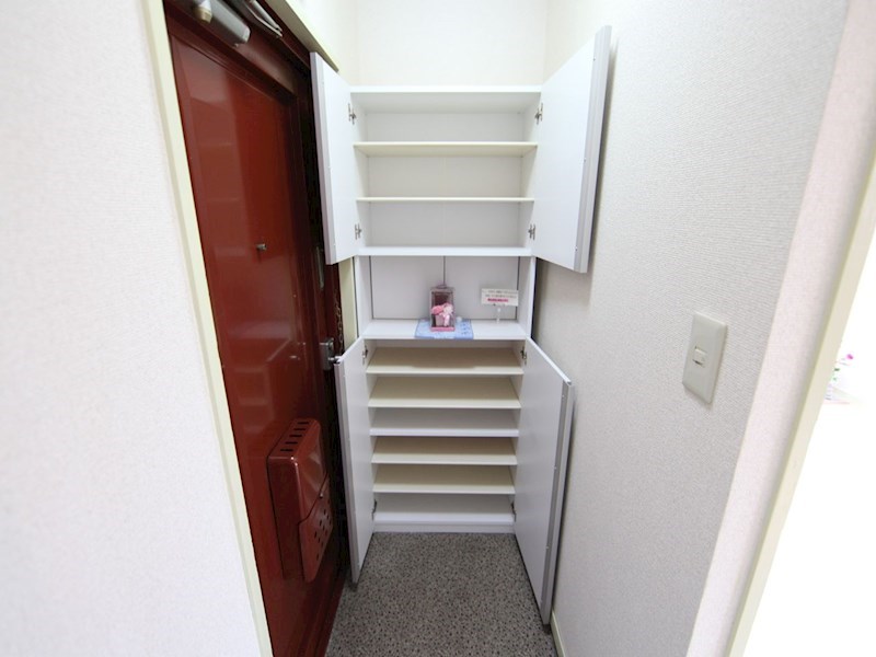 第七加藤ビル 玄関　下駄箱充実してます