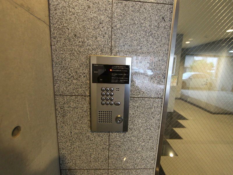 サニー東別院 エントランス　オートロック