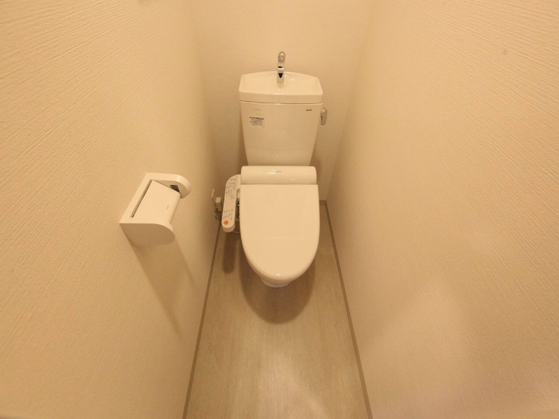 パルティール千種 温水洗浄暖房便座付トイレ