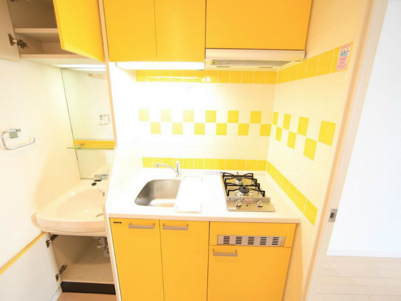 プレサンス名古屋駅前グランヴィル  システムキッチン（ガス2口）冷蔵庫・レンジ等ご用意できます
