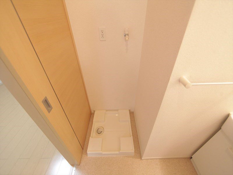 ウェリットメゾンII 脱衣所　室内洗濯機置き場　同系タイプ写真