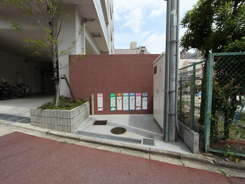 ヴァリエ東別院 ゴミステーション