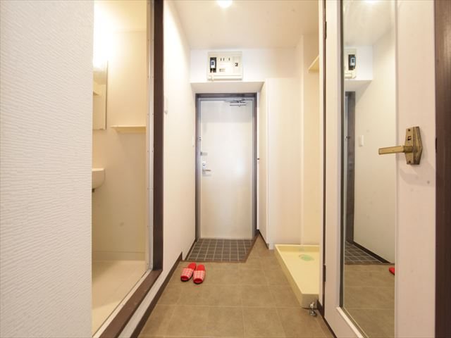 Ｘ－ＯＶＥＲ21覚王山 玄関　シューズボックス付