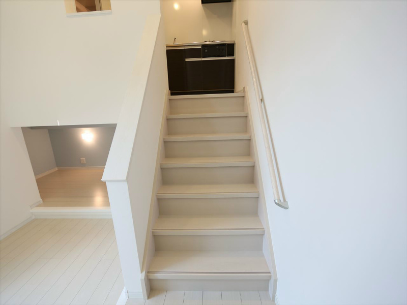 アーバンレックス名古屋南 お部屋に階段あり