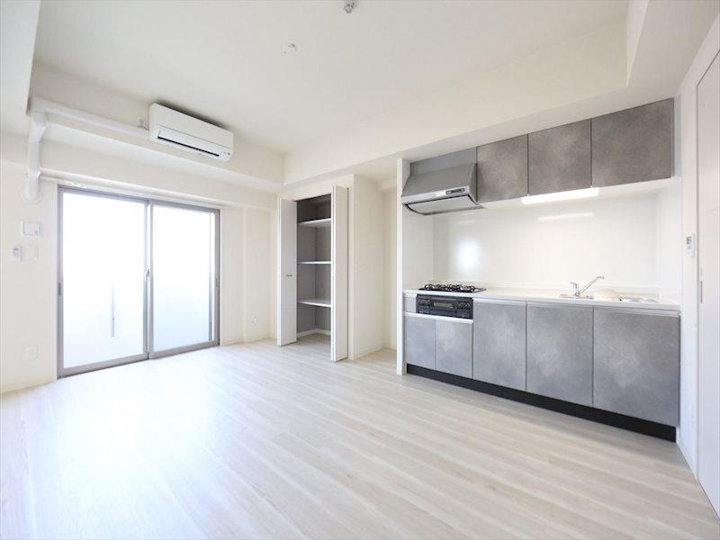 Van cleef（ヴァンクリーフ） LDK11.2帖　洋室5.3帖と繋げても仕切っても使えます