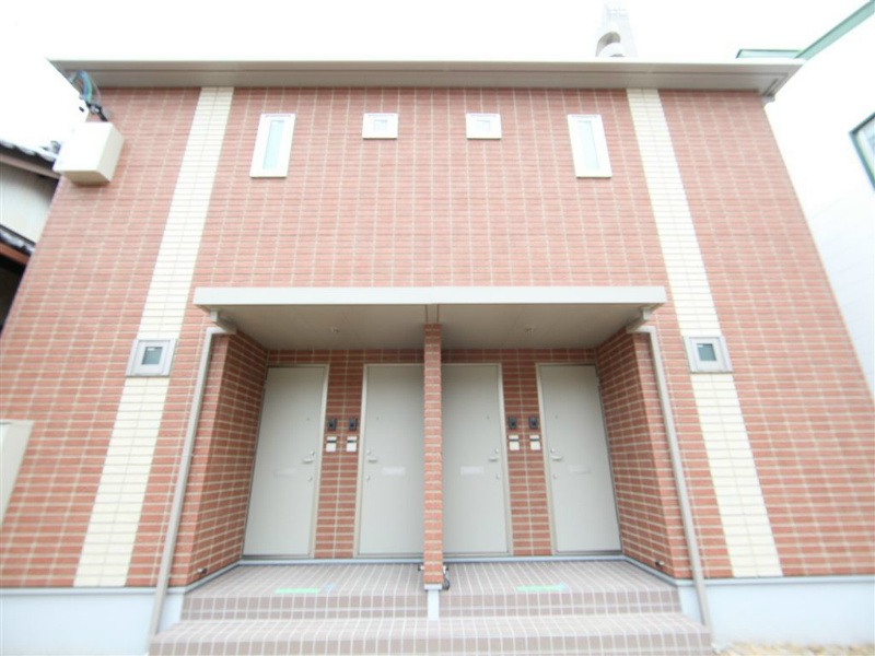 レジデンス桜山 外観　１フロア2部屋のみ（全部屋角部屋）家具家電用意できます