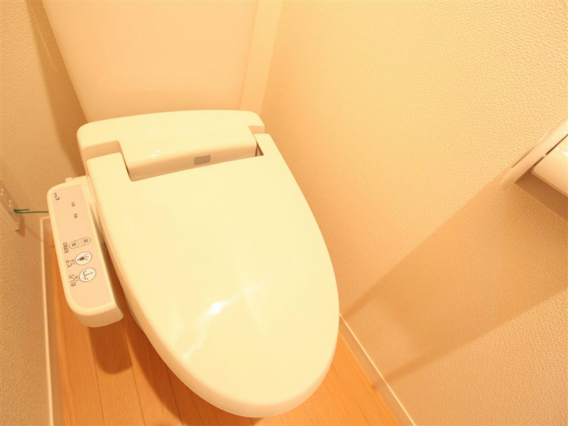 レジデンス桜山 温水洗浄暖房便座付トイレ