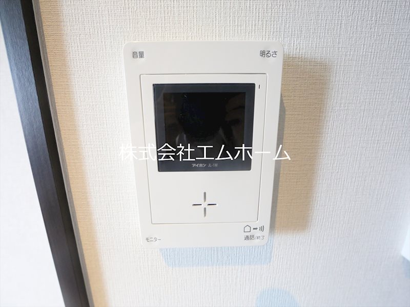 Creo栄生伍番館（クレオ栄生伍番館） ＴＶモニター付インターホン　同型写真