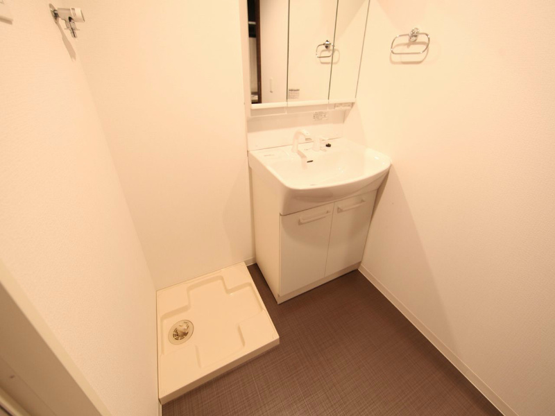 グランドソレイユ名駅 脱衣所　独立洗面台（シャンプードレッサー）洗濯機用意できます