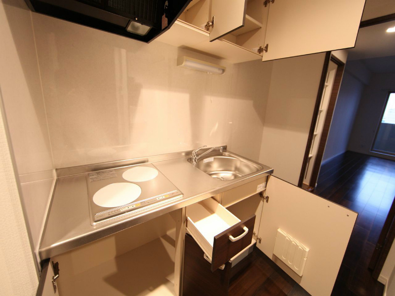 グランドソレイユ名駅 システムキッチン（ＩＨ2口）冷蔵庫・レンジ等ご用意できます