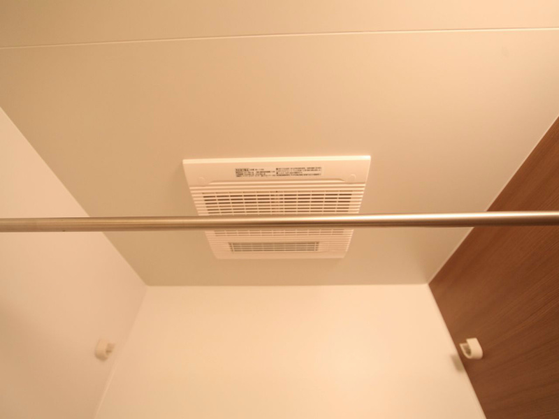 グランドソレイユ名駅 浴室暖房乾燥機付　24時間換気機能付バスルーム