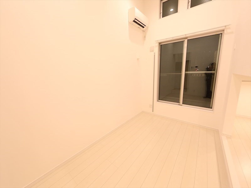 Ａｖａｎｔｕｎｐａｓ（アバントアンパス） 洋室6帖　アンダーロフト4.9帖（収納にも寝室にも使えます）