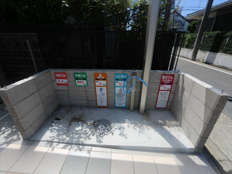 Ｇｒｉｄ　Ｎａｇｏｙａ 敷地内ゴミ置き場