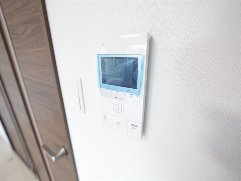 リラ出来町 ＴＶモニター付インターホン完備