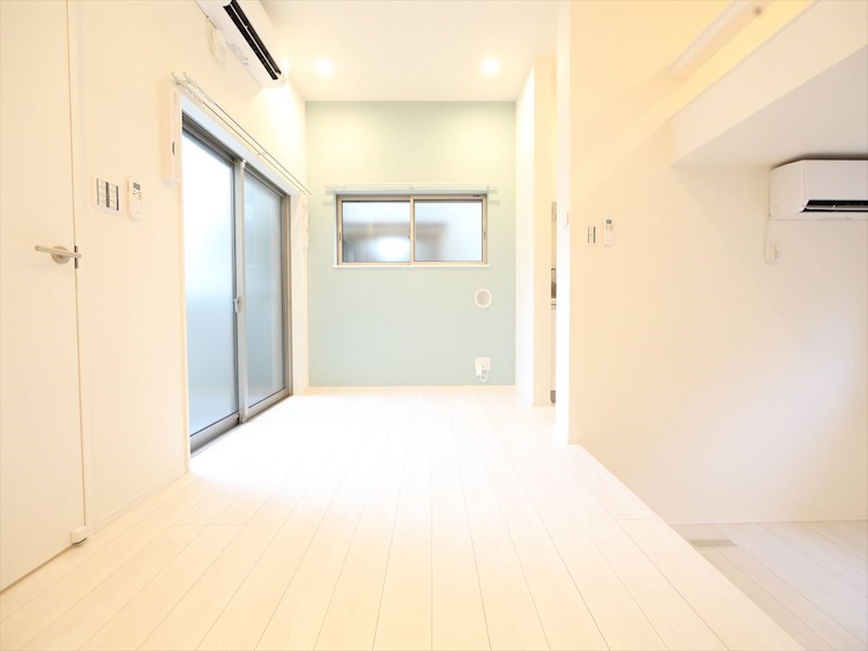 Ｒｅｐｏｓ外新町（ルポソトシンマチ） ＬＤＫ8帖　洋室4帖　ロフト2.5帖　同仕様写真