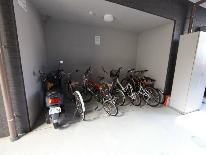 ＢＬＩＳＳ（ブリス） 屋根付駐輪場