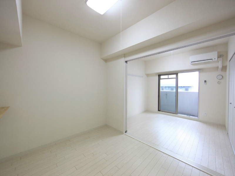 愛知県名古屋市中村区太閤通７丁目 ＬＤＫ9.2帖　洋室6.2帖とつなげても仕切っても使えます