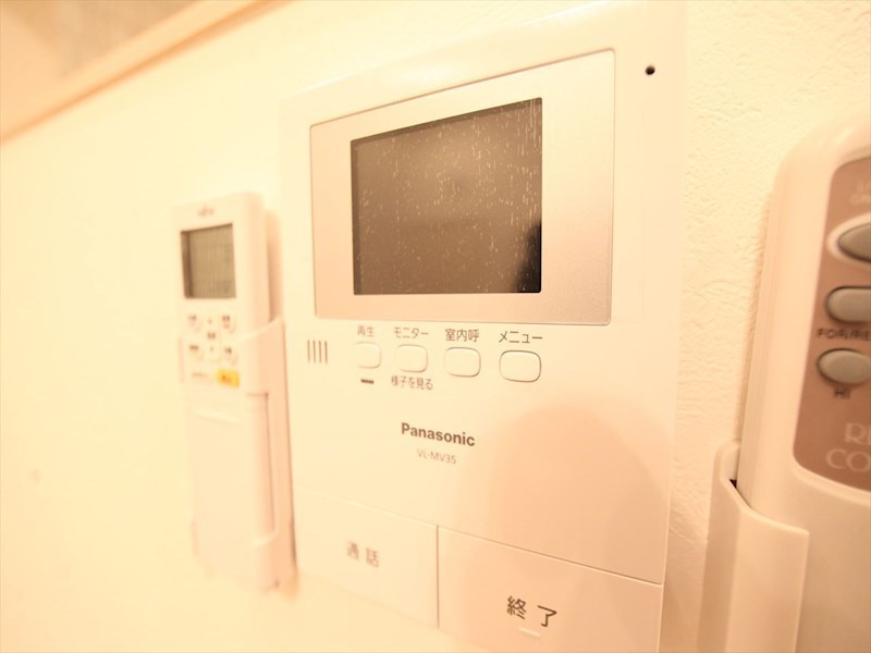 椿家（ツバキハウス） ＴＶモニター付インターホン