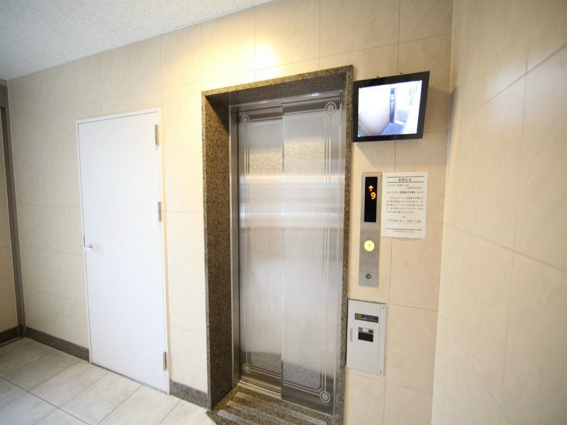 フロレスタ名駅 宅配ＢＯＸ付