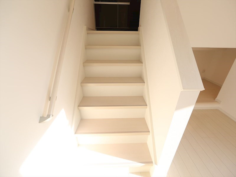 ａｉｌｅｓｎａｇｏｙａ（エールナゴヤ） お部屋に階段