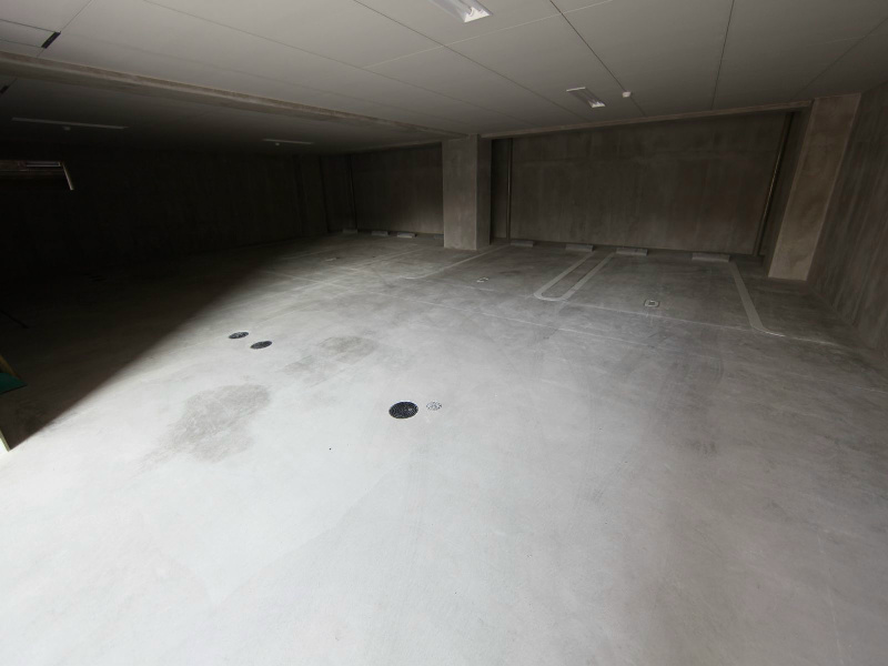 メゾンドガスパール名駅 敷地内平面駐車場